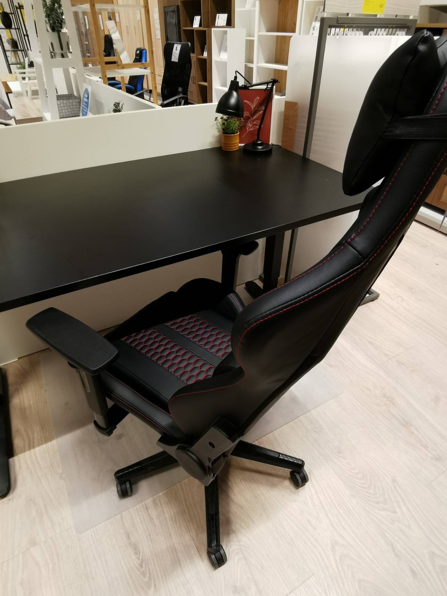 Desk from JYSK